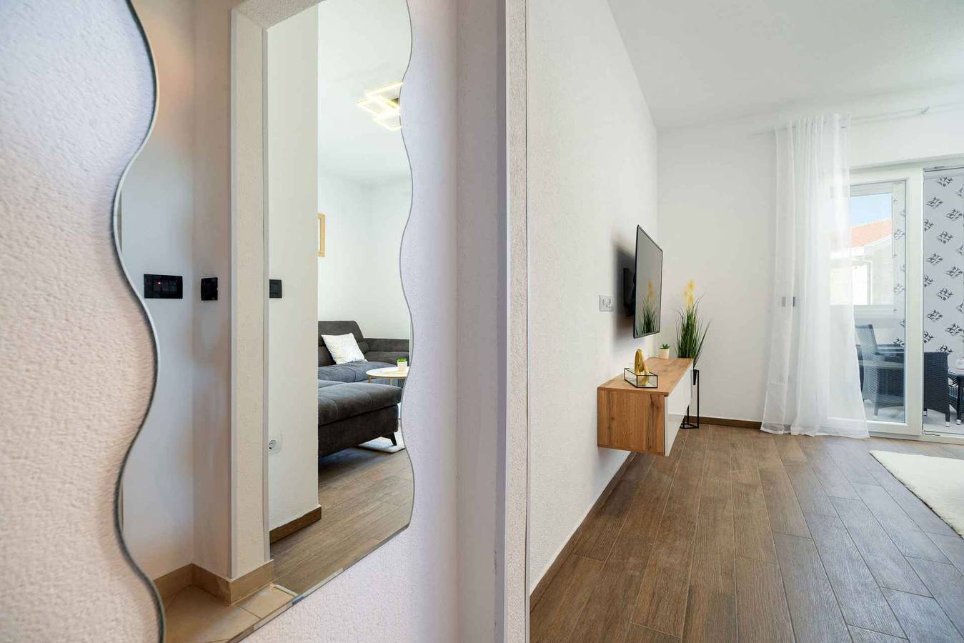 Appartement de vacances entier, Beautiful 2-Bedrooms Apartment in Rogoznica in Rogoznica, Šibenik-Knin