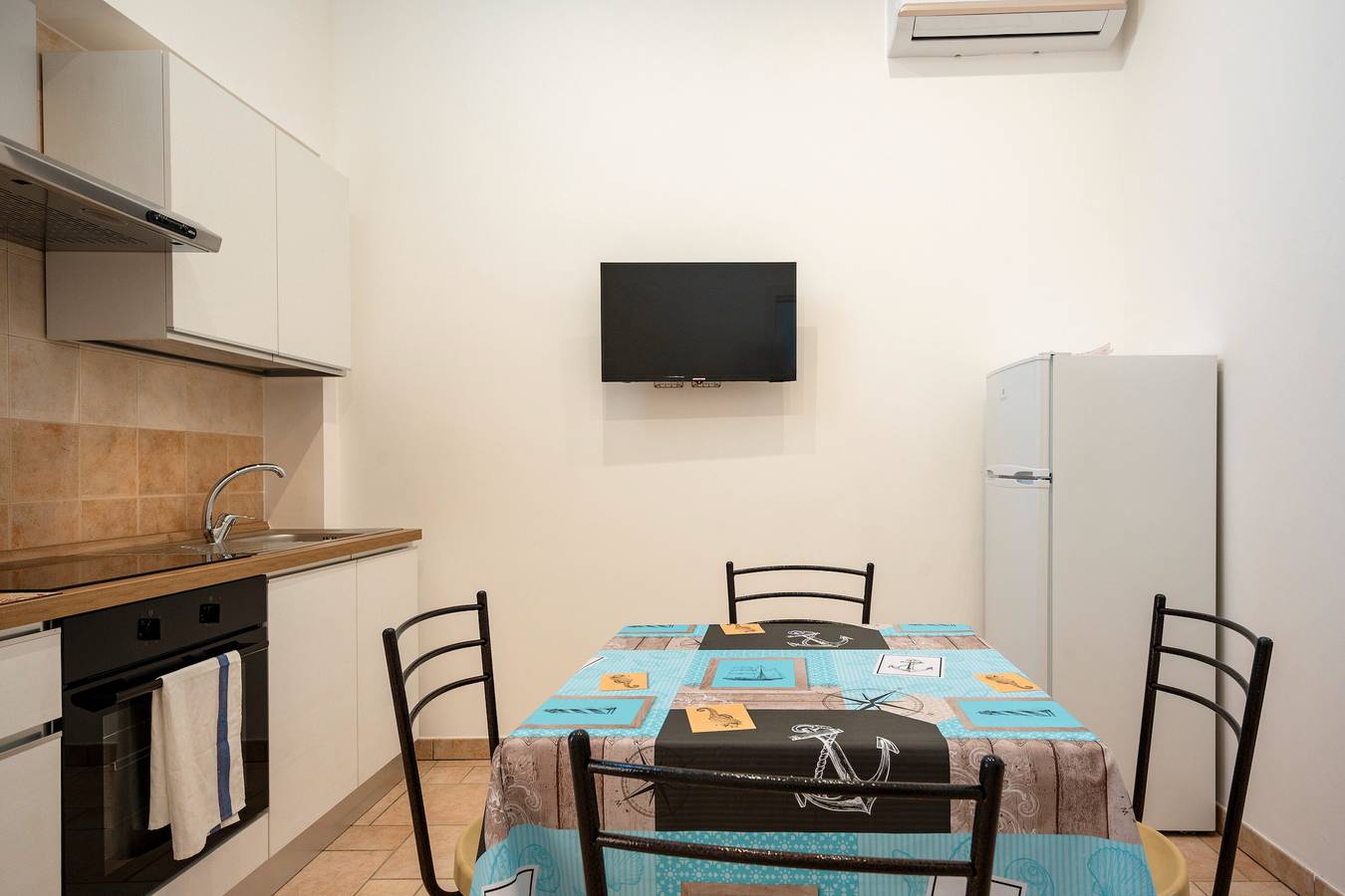 Apartamento entero, Apartamento 'L'Aia - 5' con piscina compartida, Wi-Fi y aire acondicionado in Sant'Antonio D'ascula, Monopoli