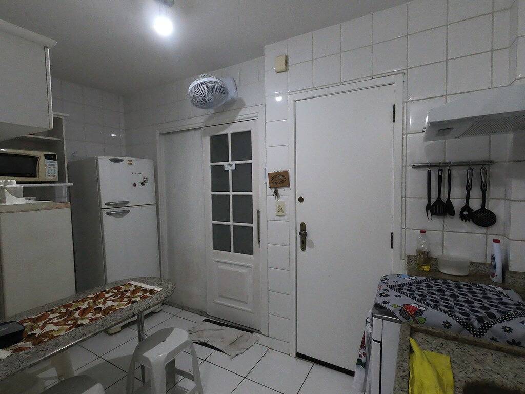 Ganze Wohnung, Große Wohnung, möbliert, am Strand von Forte. in Praia do Forte Cabo Frio, Rio de Janeiro (Bundesstaat)