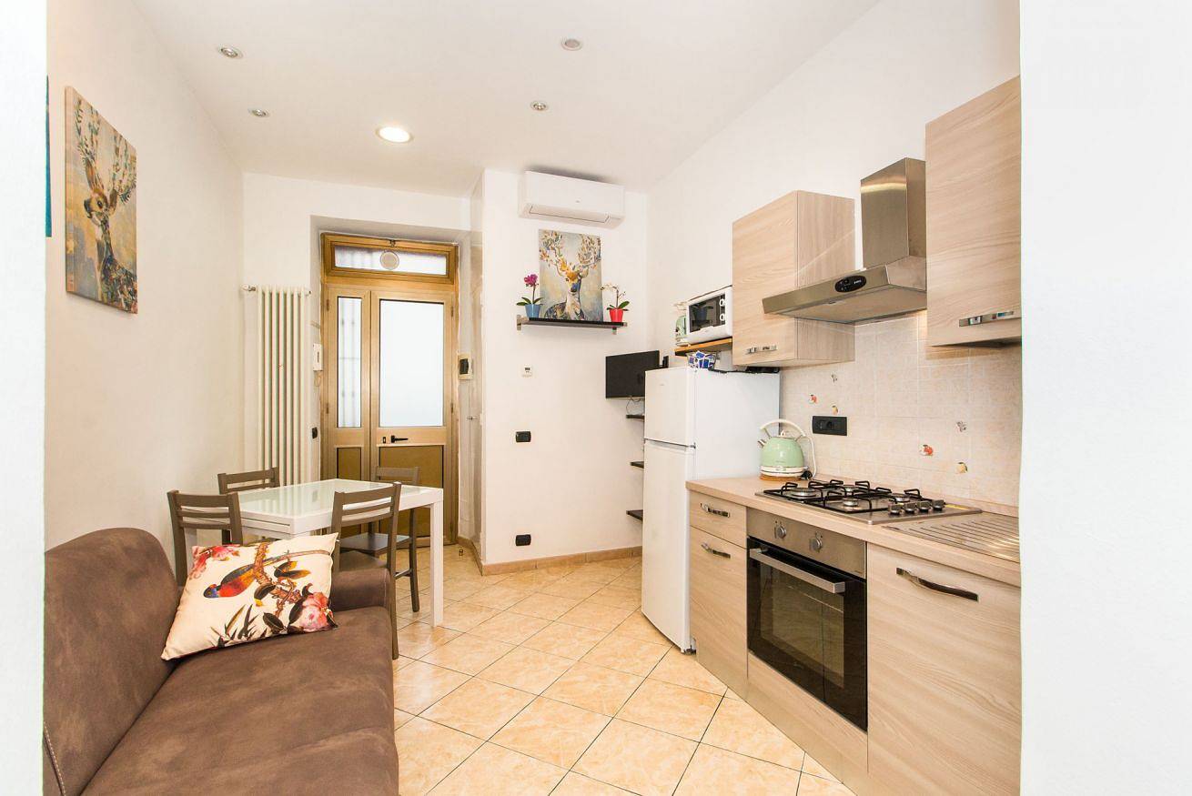 Apartamento entero, Piazza Bengasi - Apt 1 km from Lingotto Fiere x4 in Turín, Provincia de Torino