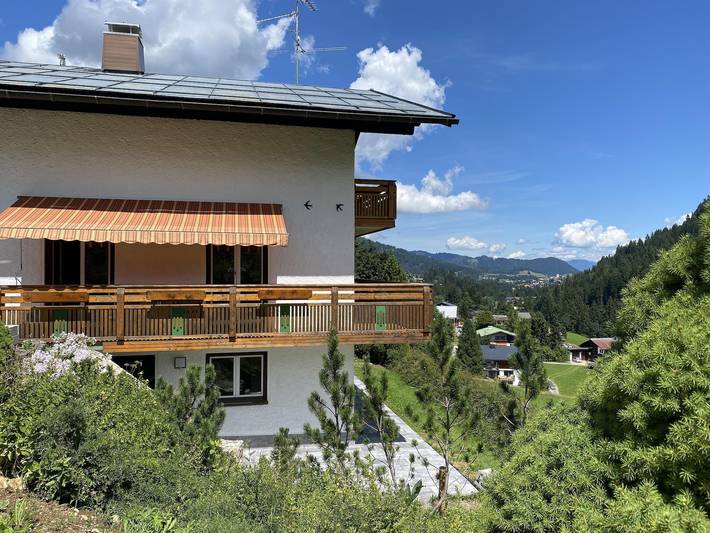Ferienwohnung für 3 Personen, mit Balkon und Terrasse sowie Garten im Kleinwalsertal - 2