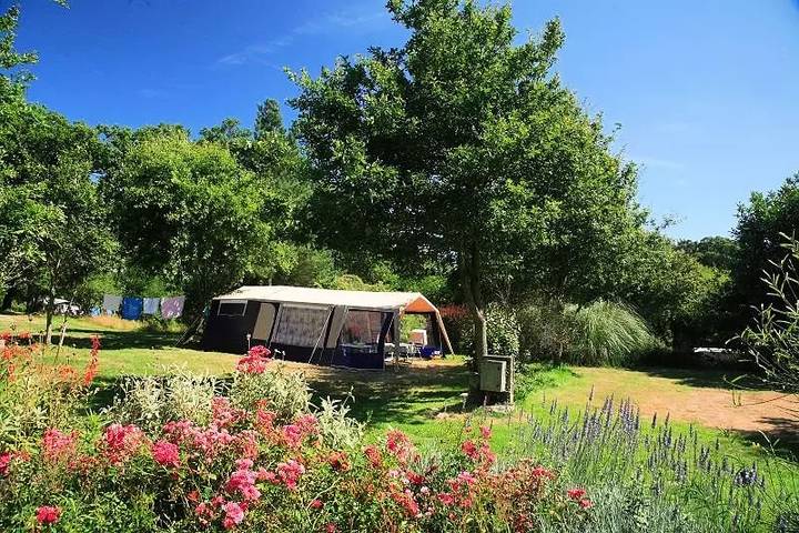 Mobil home pour 4 personnes, avec piscine ainsi que terrasse et vue à Sainte-Reine-de-Bretagne - 3