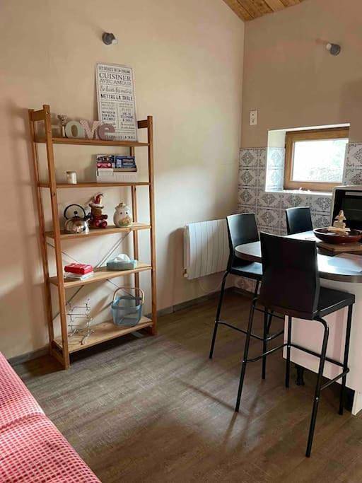 Location de vacances pour 4 personnes, avec terrasse et jardin à Hadol - 3