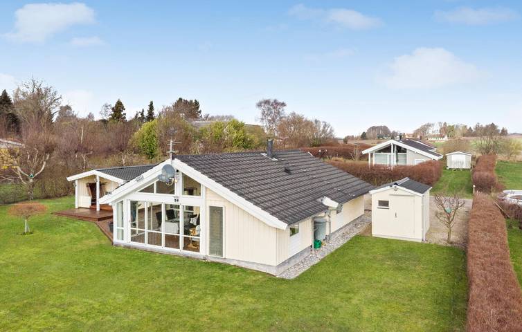 Ferienhaus für 8 Personen, mit Terrasse und Sauna sowie Garten und Whirlpool in Råbylille Strand - 3