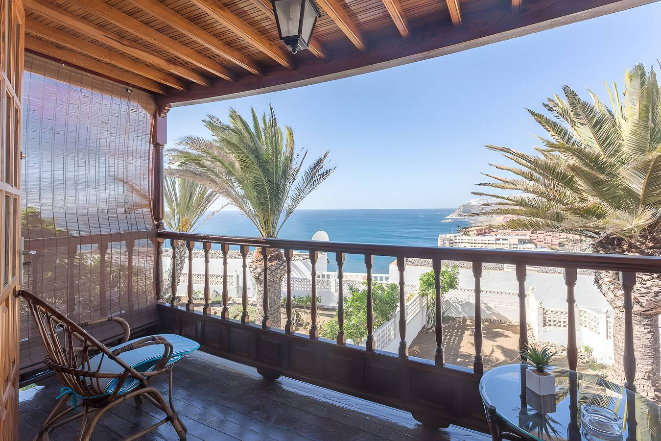 Casa de vacaciones 'Atardecer En Caideros' con vistas al mar, piscina compartida y Wi-Fi in La Verga, Mogán