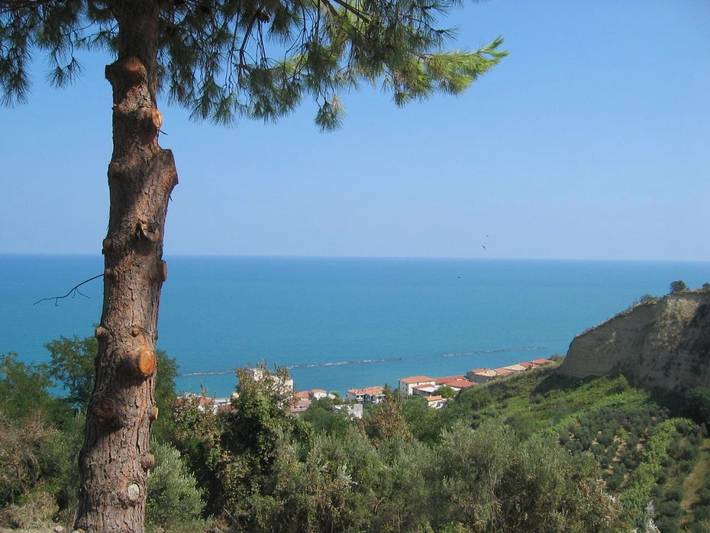 Appartamento per 4 persone, con Giardino e Panorama a San Vito Chietino