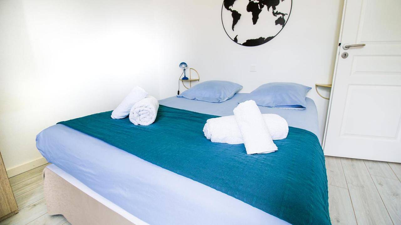 Appartement entier, Le Tamaris, Garage privé hauteur limitée, Calme, Confort in Troyes, Aube