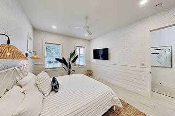 Vacation Home for 14 Guests in Port Aransas, Mustang Island, Picture 1