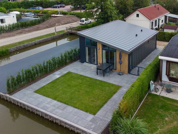 Chalet für 4 Personen, mit Garten und Terrasse