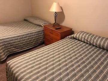 Villa for 12 Guests in Lethbridge, Alberta, Picture 1