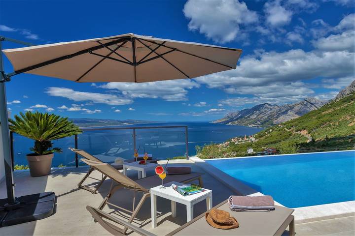Villa Skyview Infinity-Pool, Whirlpool in Brela, Makarska Riviera