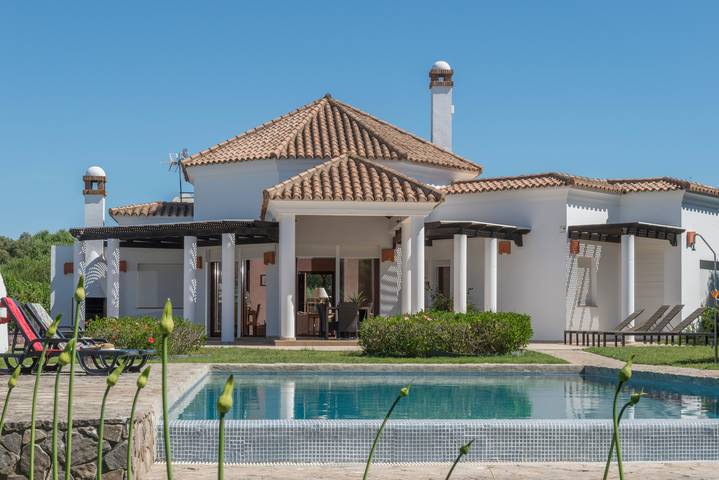 Casa rural para 10 personas, con Jardín en Benalup-Casas Viejas