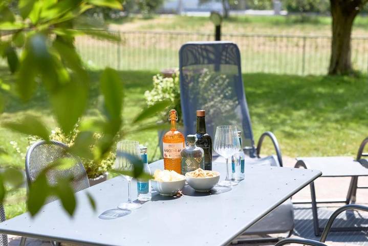 Apartmenthotel für 4 Personen, mit Garten und Ausblick - 1