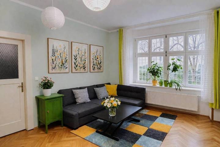 Ferienwohnung für 3 Personen, mit Ausblick und Garten, mit Haustier in Vinohrady