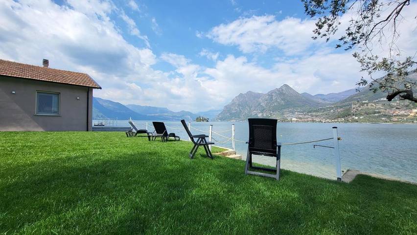 Location de vacances pour 6 personnes, avec jardin ainsi que vue sur le lac et vue à Monte Isola - 3