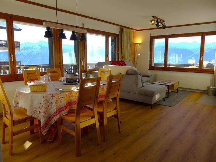 Gîte pour 5 personnes, avec balcon et vue à Randogne - 2