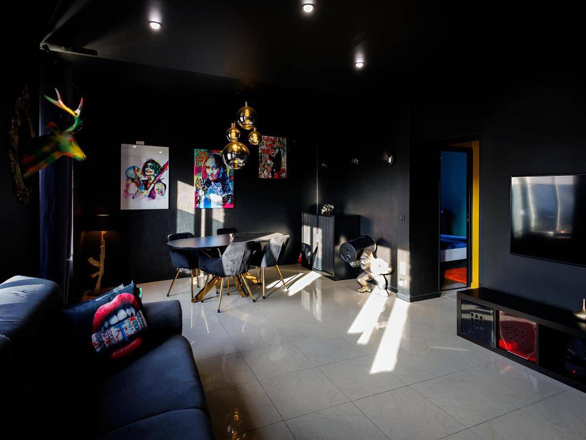 Appartement entier, Two-Bedroom Apartment in La Chapelle-en-Serval, Oise