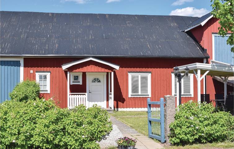 Ferienwohnung für 2 Personen, mit Terrasse und Garten in Mönsterås und Umgebung
