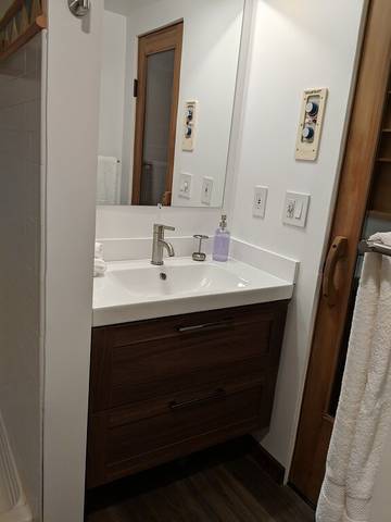 Log Cabin for 8 Guests in Tahoe City, Placer County, Picture 2