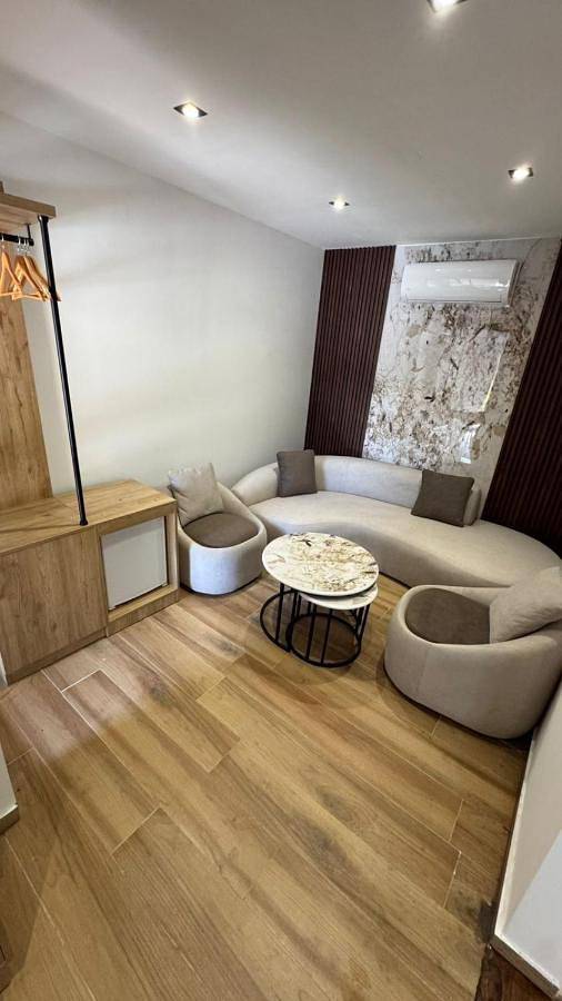 Hôtel pour 2 personnes, avec vue et jardin, adapté aux familles dans Borsh - 2