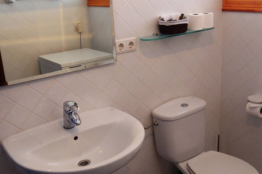 Villa Carfax, con piscina privada y bonitas vistas in Orba, Costa Blanca