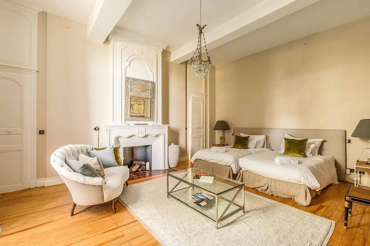 Location de vacances pour 12 personnes, avec jacuzzi et jardin à Grézillac - 3