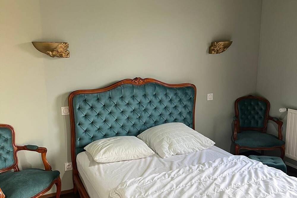 Samagestia, grand gite avec piscine intérieur sauna spa 15 min rennes nord in Saint-Médard-sur-Ille, Région de Rennes