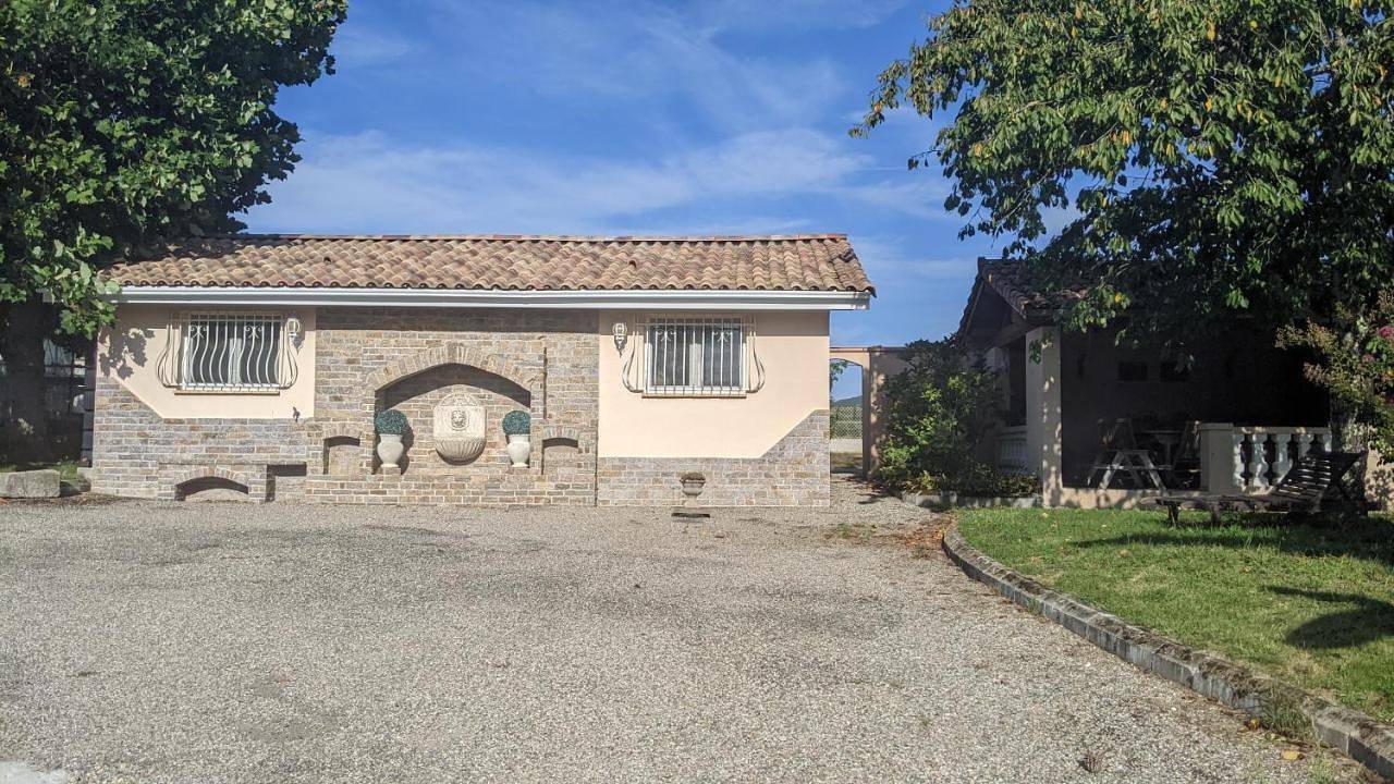 One-Bedroom House in Saint-Pierre-de-Rivière, Parc naturel régional des Pyrénées ariégeoises