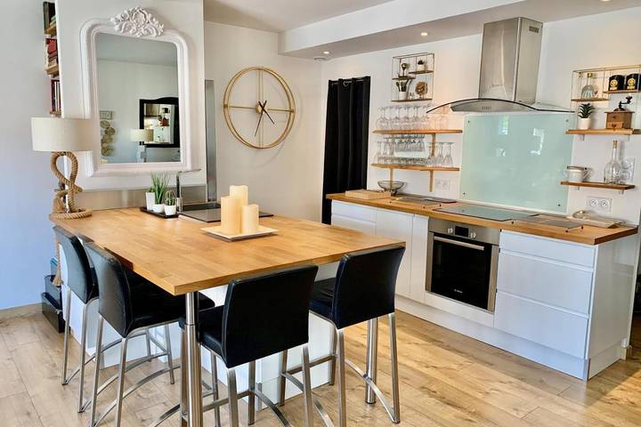 Villa pour 6 personnes, avec vue ainsi que terrasse et piscine à Carcassonne - 4