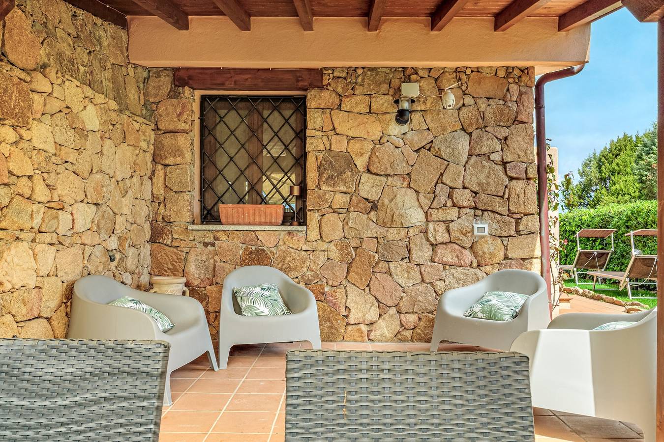 Casa de férias "Depandance con piscina" com Piscina Partilhada & Wi-Fi in Punta Molara, San Teodoro