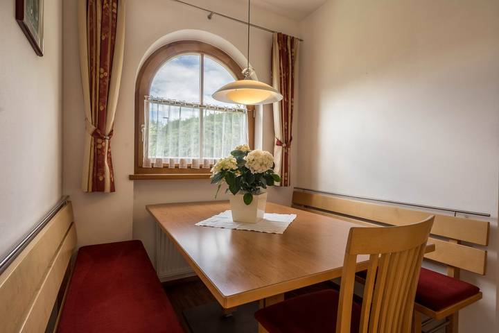 Ferienwohnung für 6 Personen, mit Garten in Burggrafenamt - 4