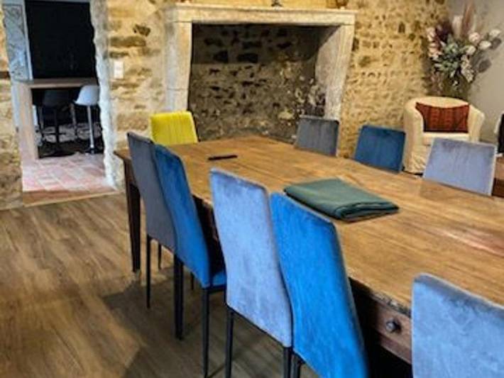 Location de vacances pour 10 personnes, avec Terrasse ainsi que Jardin et Piscine à Joué-en-Charnie - 2