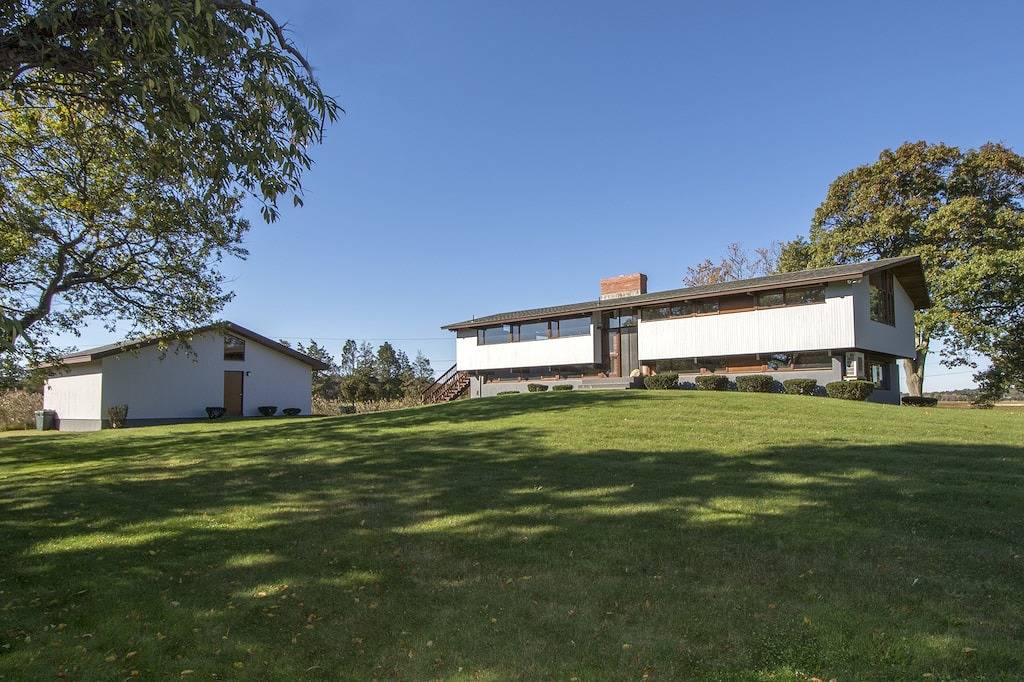 Stella Maris, 6 Schlafzimmer, 3 Bäder Haus an der Küste, Blick auf das Wasser, privater Zugang in Scituate, Massachusetts