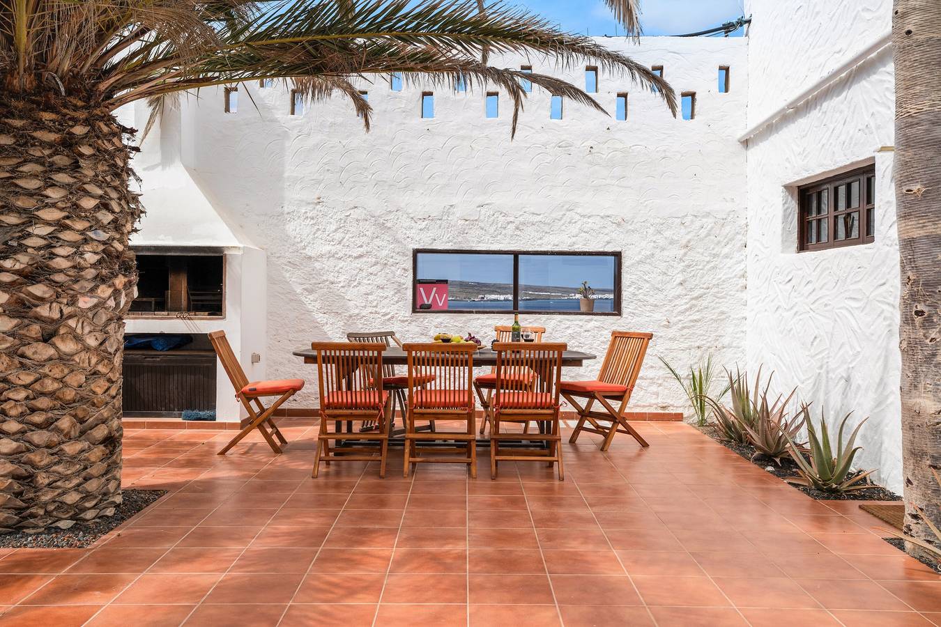 Villa de vacances 'Playa Marina Eco Beach' avec vue sur la mer, piscine partagée et Wi-Fi in Haría, Lanzarote