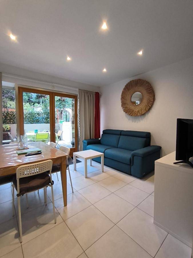 Gîte pour 6 personnes, avec piscine et jardin dans Plage Saint-Clair - 2