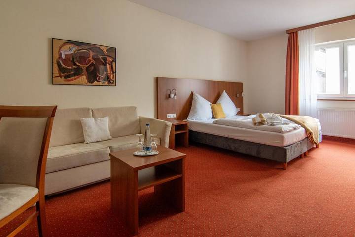 Hotel für 2 Personen, mit Terrasse und Sauna sowie Ausblick in Tauberbischofsheim - 2