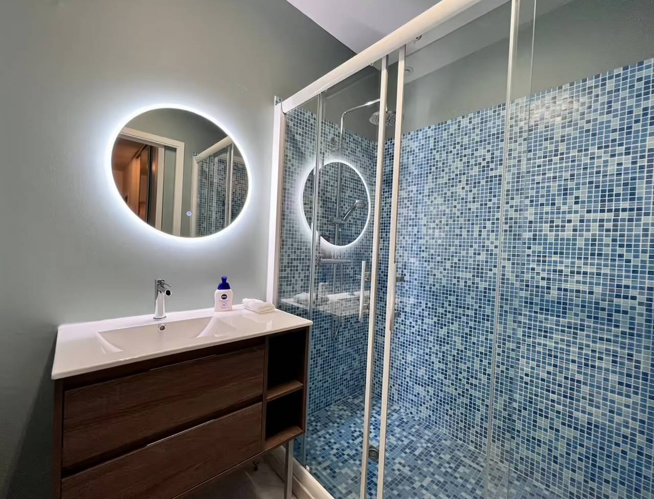 Maison d'hôtes 'Chambre' avec terrasse privée, jardin partagé et Wi-Fi in Eymet, Périgord Pourpre