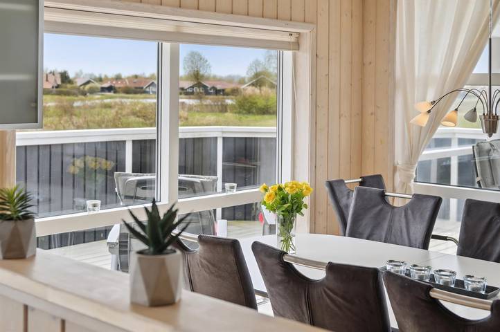 Ferienhaus für 8 Personen, mit Terrasse und Sauna sowie Whirlpool auf Seeland - 4