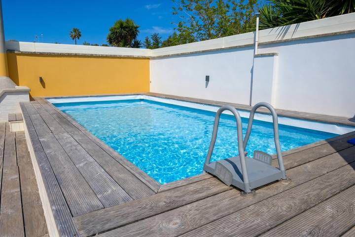 Location de vacances pour 10 personnes, avec piscine, animaux acceptés à Torre Dell'orso - 2