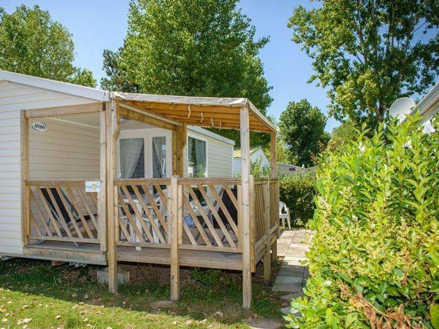 Camping Le Domaine de Beaulieu - Mobilhome 6 personnes - C- Mobil-home Caraïbes - 2 chambres in Givrand, Vallée de la Loire