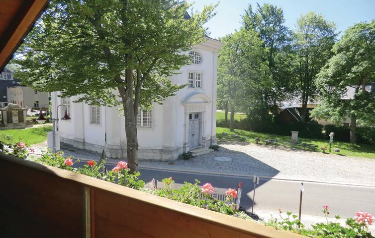 Ganze Ferienwohnung, Gemütliche Carlsfelder Wohnung mit Garten und Parkplatz in Carlsfeld, Eibenstock