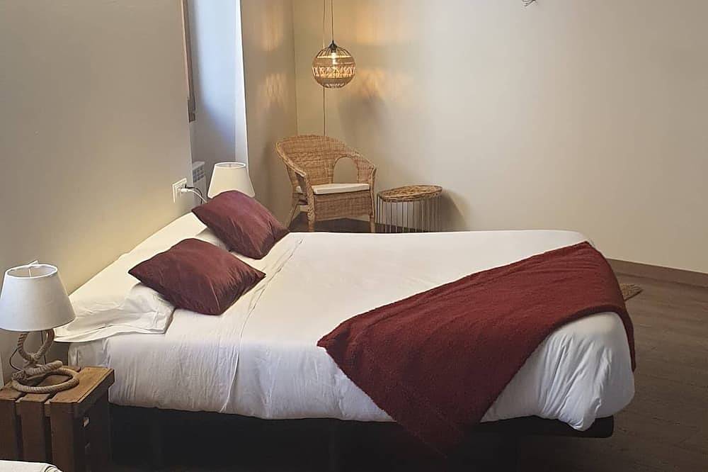 Great spacious and charming rural house in Alforja, Baix Camp