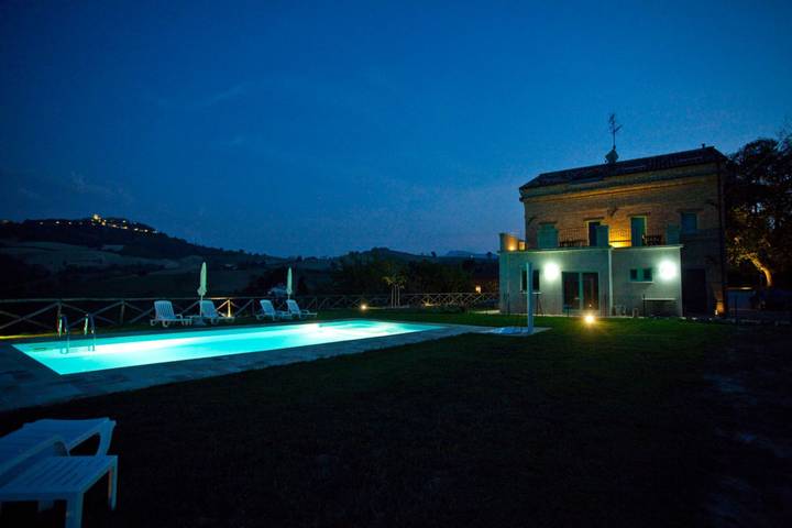 Maison de vacances pour 12 personnes avec terrasse in Montedinove, Province d'Ascoli Piceno