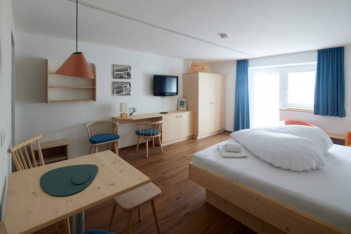Studio für 2 Personen, mit Terrasse und Garten in Gargellen
