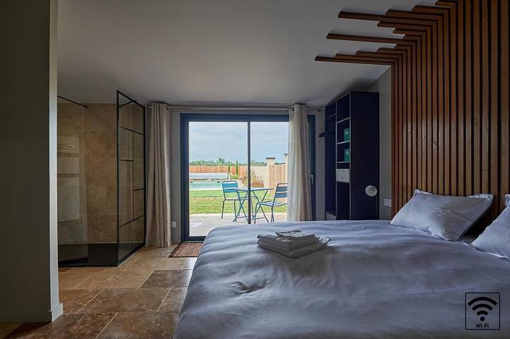 Chambre d’hôte pour 4 personnes, avec piscine et jardin, animaux acceptés à Lussac - 4