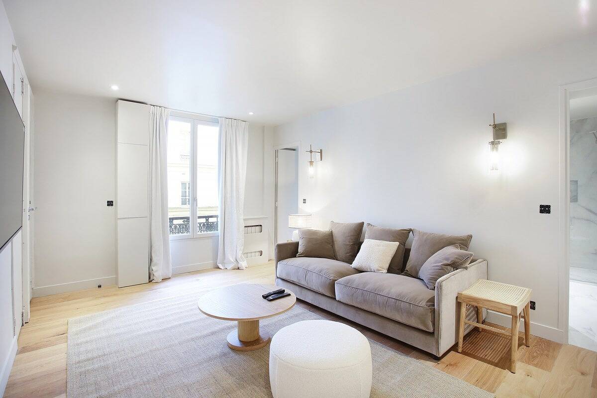 Entire apartment, Sublime apartment Center of Paris in 10th Arrondissement, Paris
