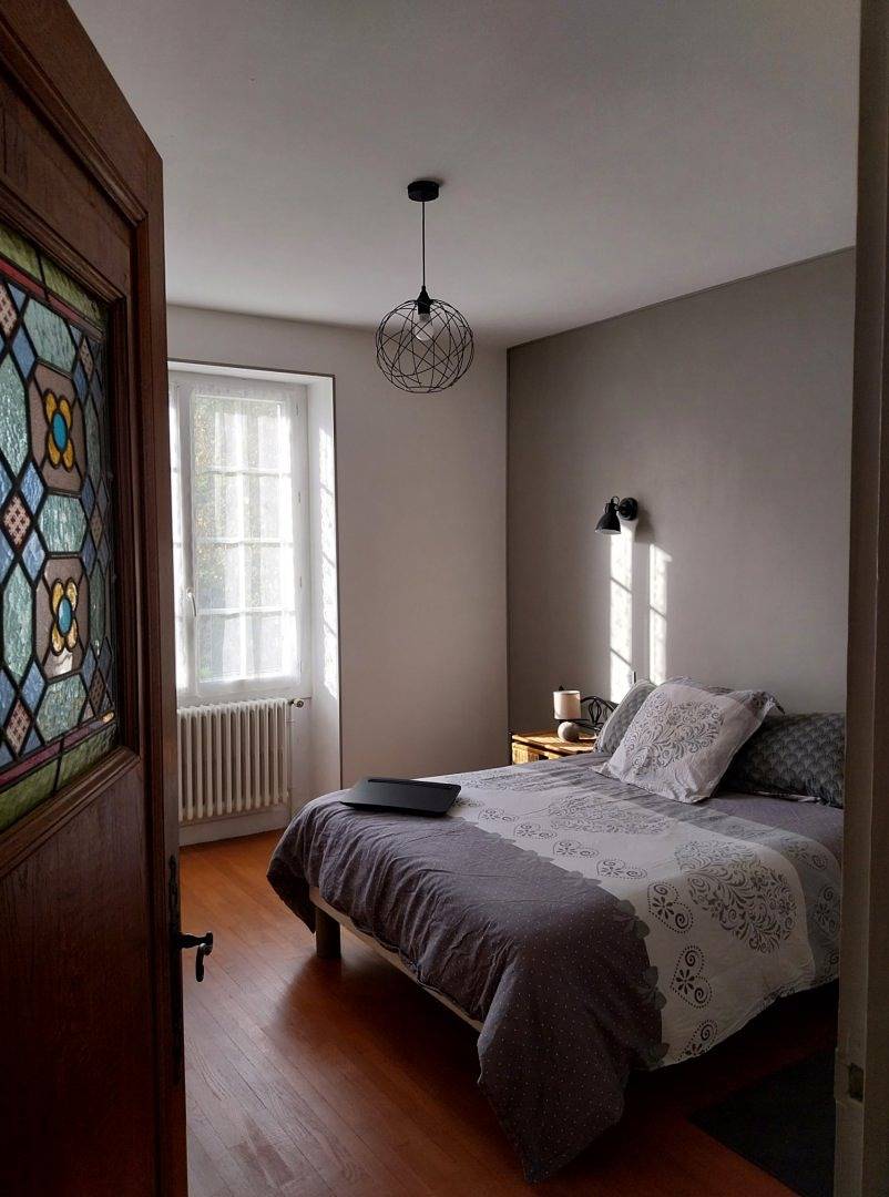 Au Détour d'hôtes Fort - Chambre marron in Hautefort, Périgord Noir