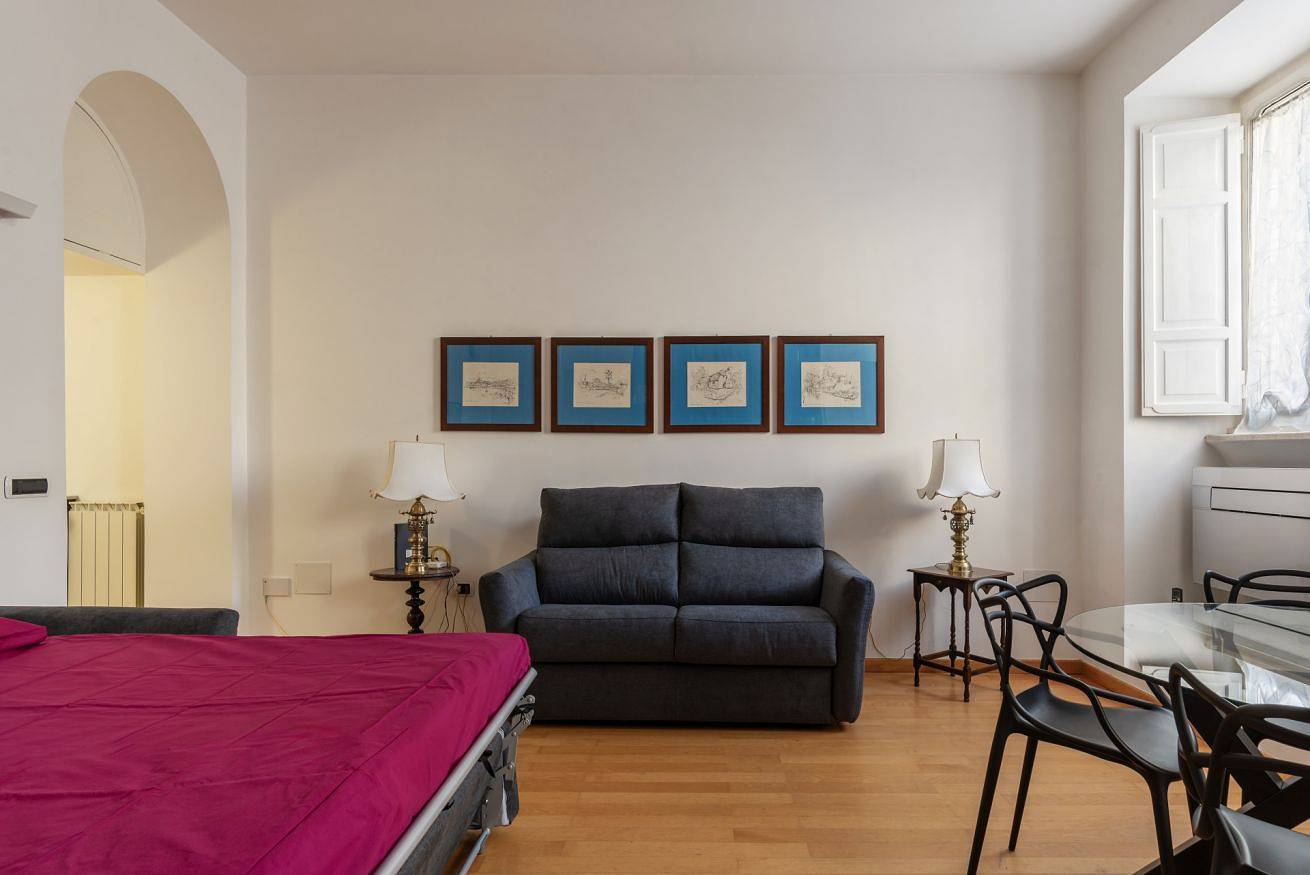 Entire apartment, Castel Sant'Angelo & Città del Vaticano Flat in Vatican, Rome Province