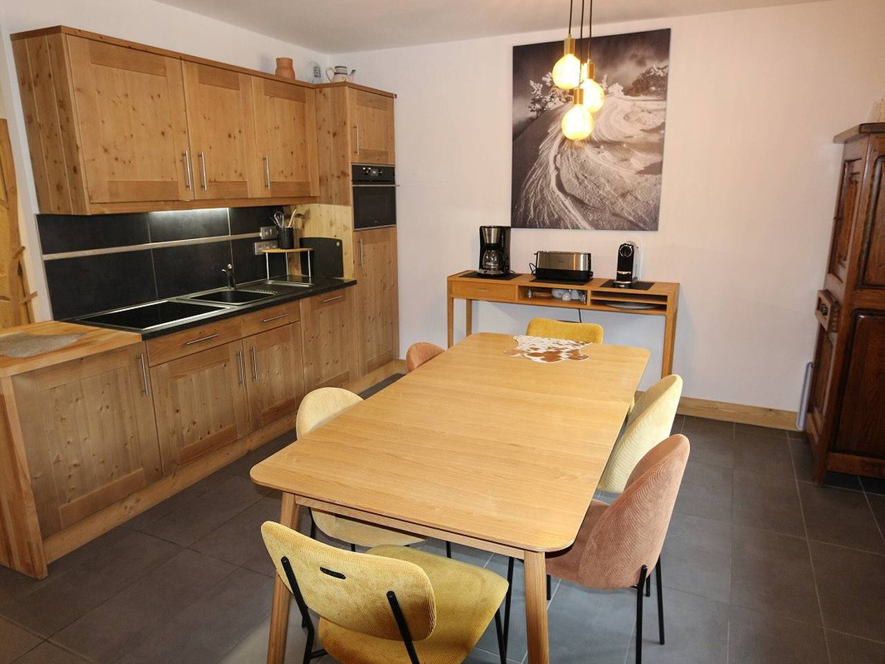 Apartamento entero, Apartamento céntrico 2 hab, Arâches, 5 pers, parking, wifi in Les Carroz, Arâches-la-Frasse