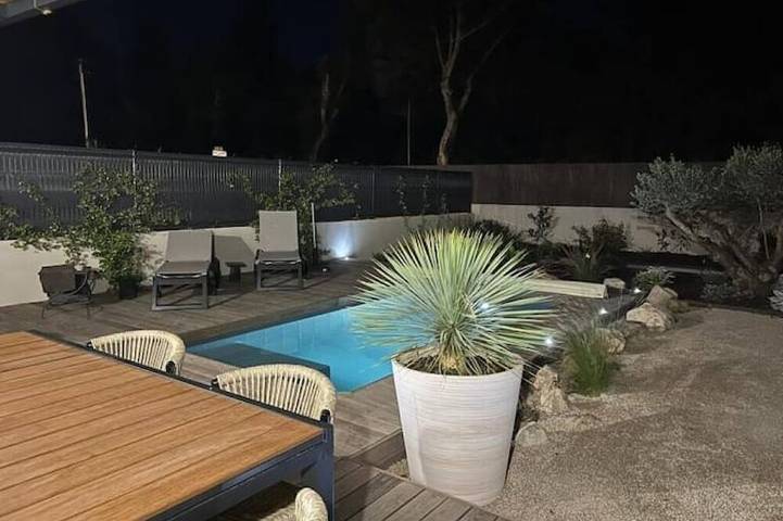 Location de vacances pour 4 personnes à Mas-Blanc-des-Alpilles